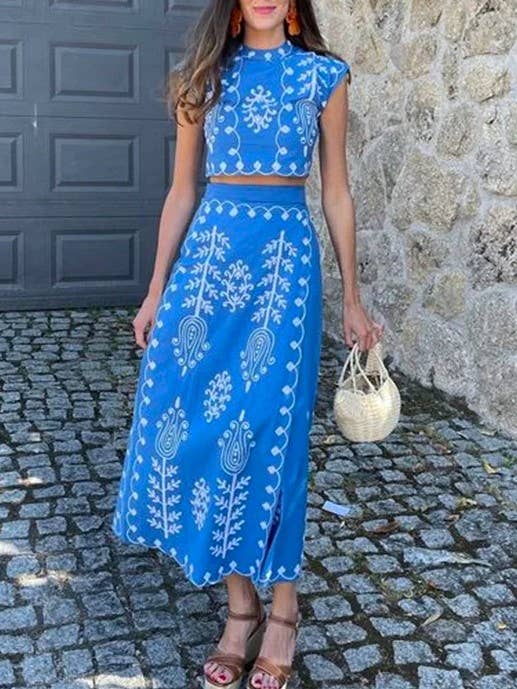 Chic Print Resort Style Fly Sleeve Top Skirt Set