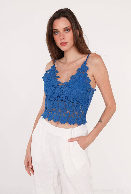 TRENDY LACE BUSTIER WITH STRAPS